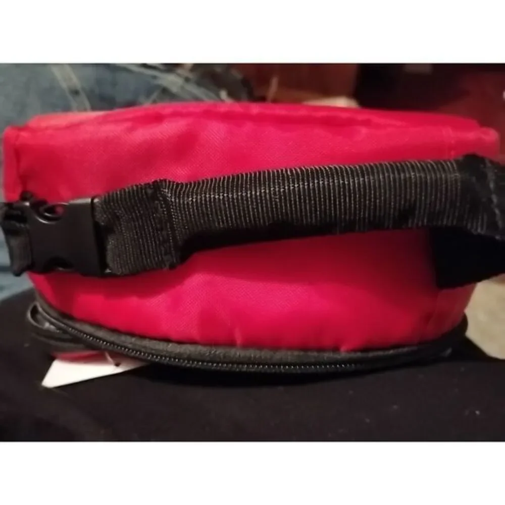 Your Zone, Red Reusable Lunch Bag‎ Insulated Lunch Kit Lunch Box, w/ handle
